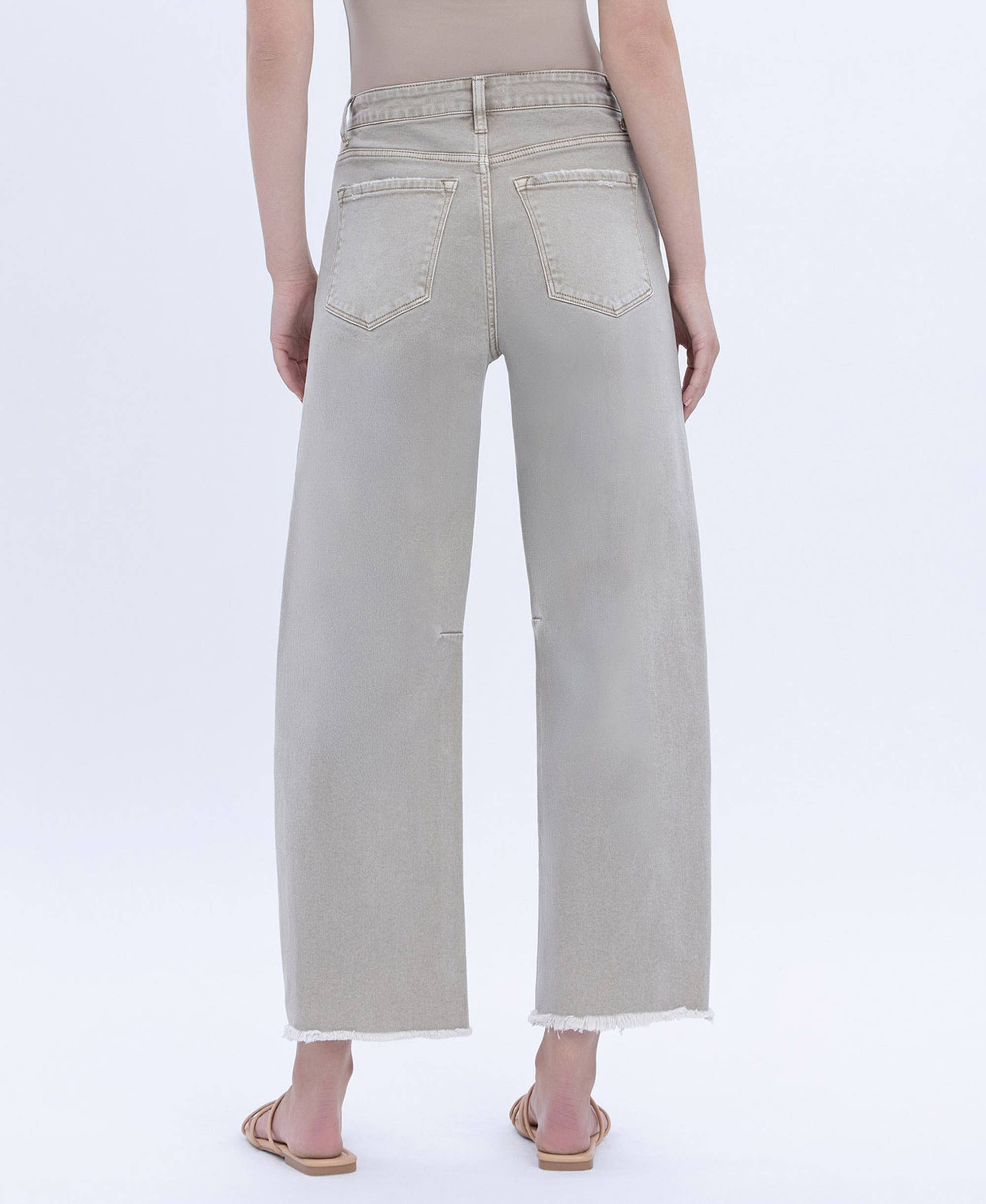 SUPER HIGH RISE FRAYED HEM WIDE BARREL LEG